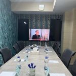 «دورهمی زبان انگلیسی به روش مادری»